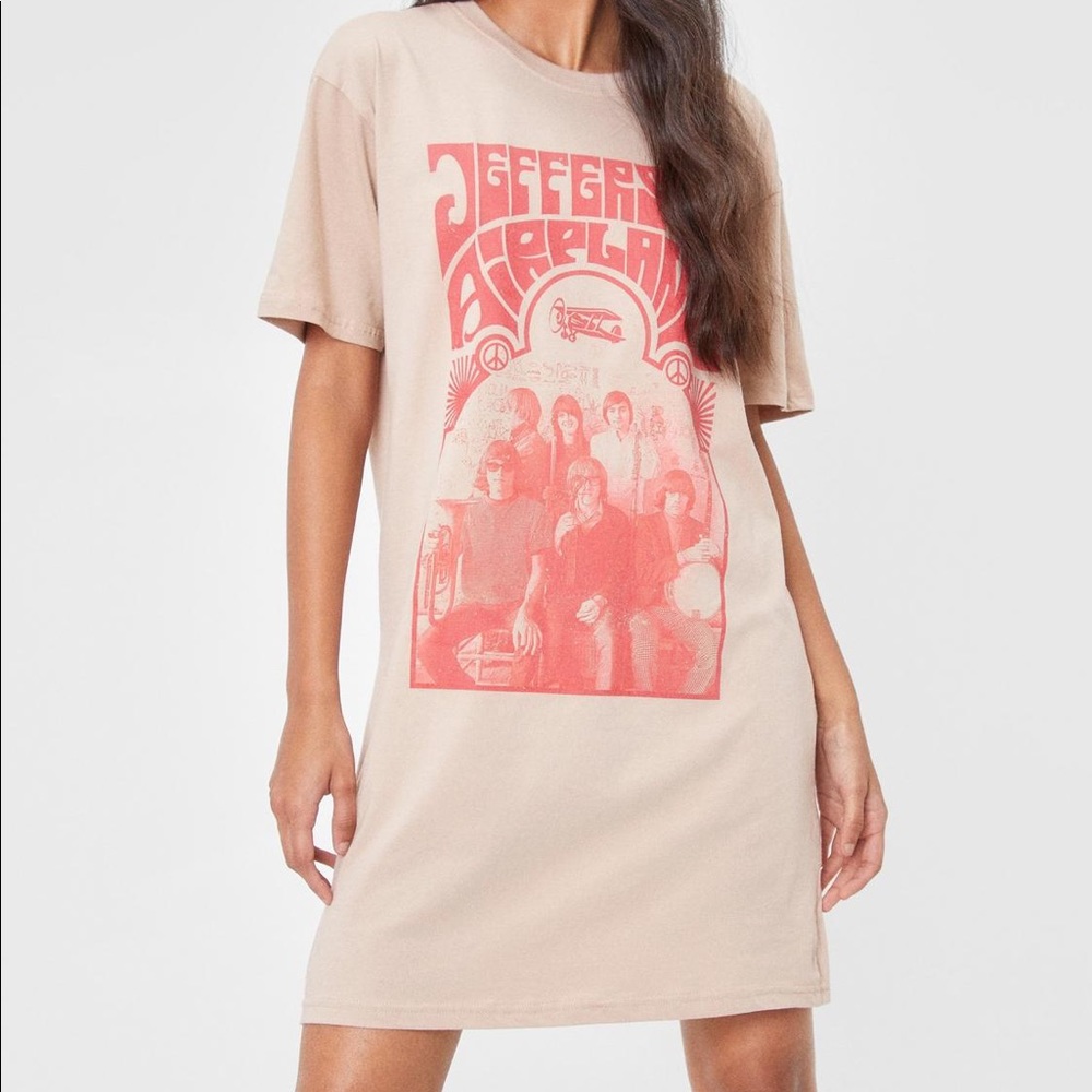 🎉HP🎉 ALMOST GONE! Jefferson Airplane Mini Tee Shirt Dress - Picture 3 of 5